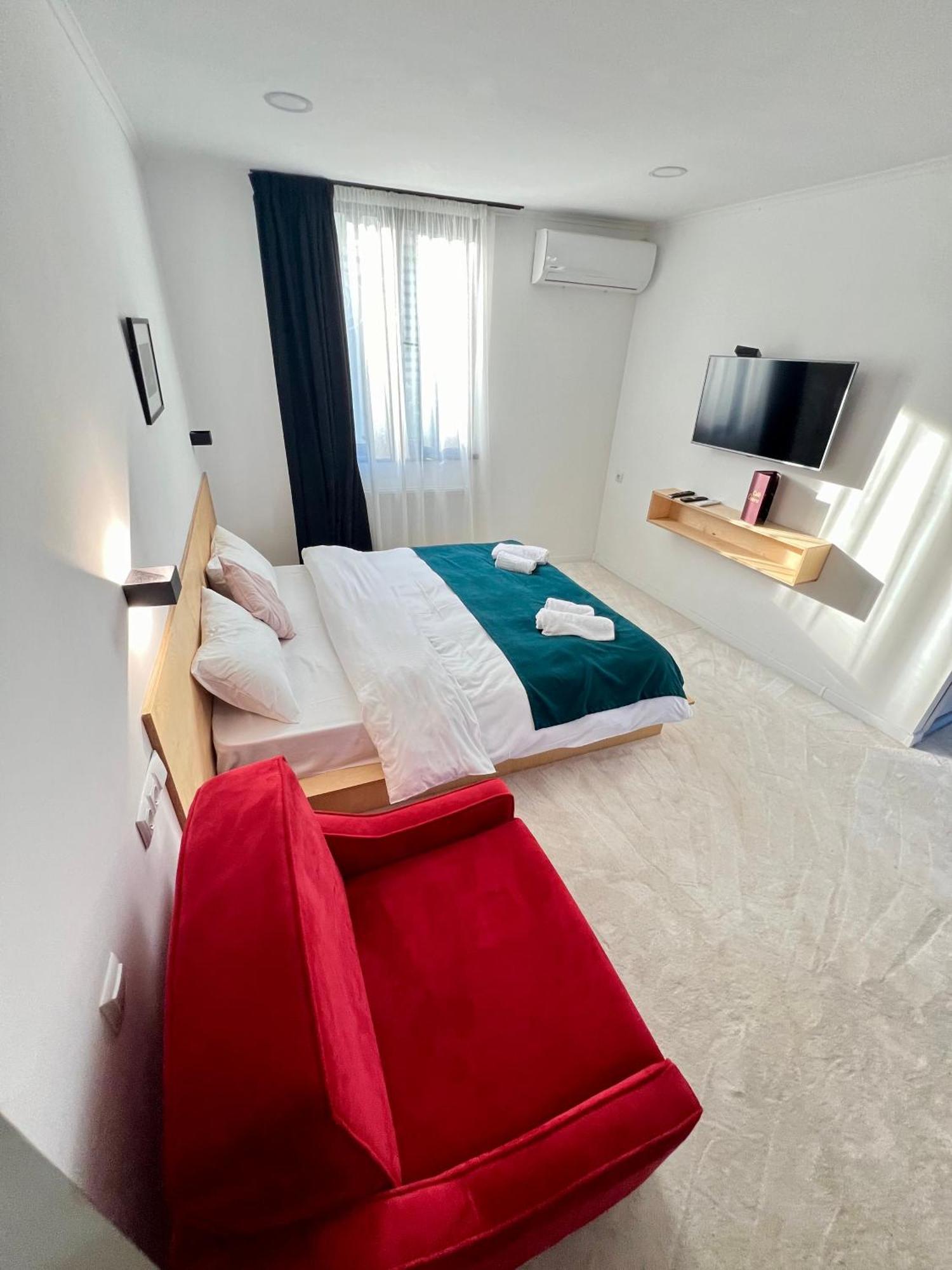 Opera Boutique Hotel Tbilisi Exterior photo